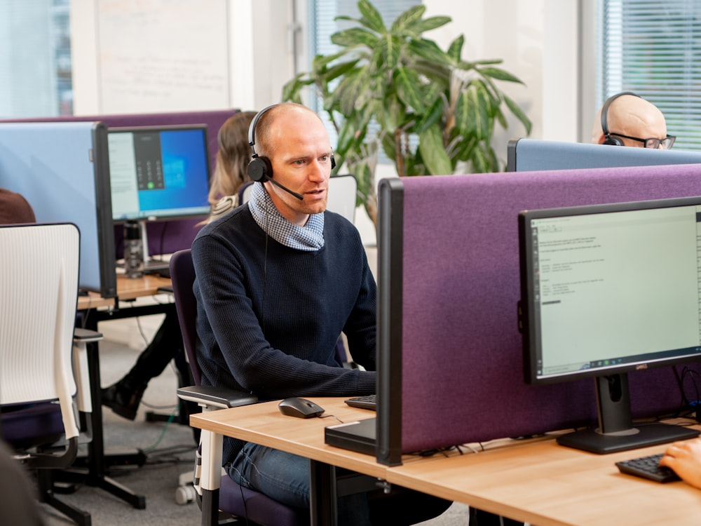 Call center team managing campaigns